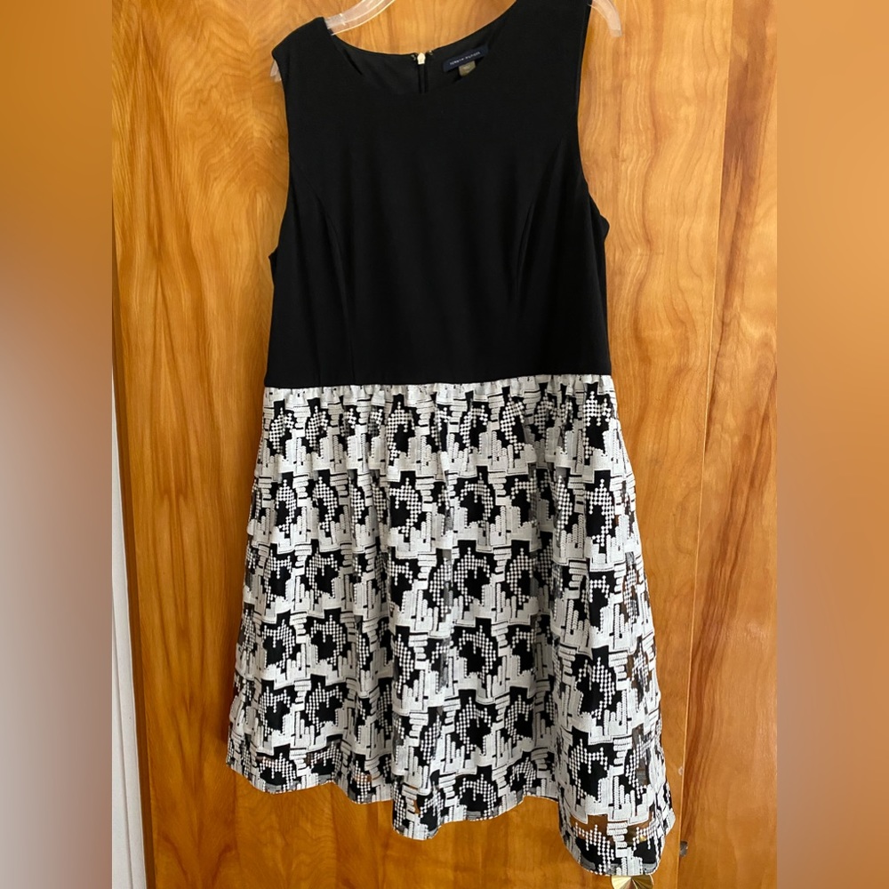 Black and white dress